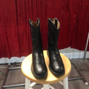 ARIAT WOMENS 8.5 genuine leather cowboy boots